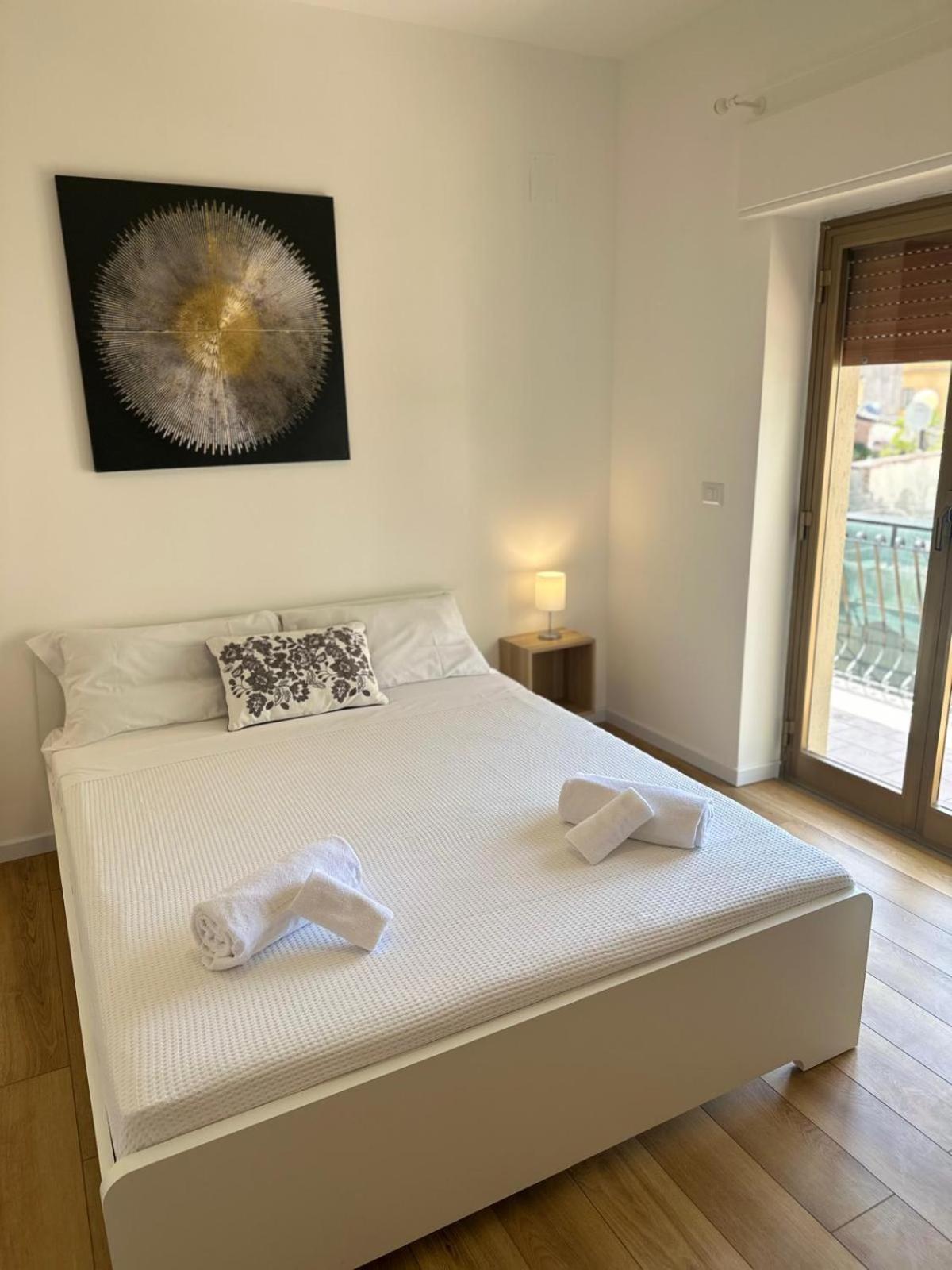 We Home Taormina Center With Parking Dış mekan fotoğraf