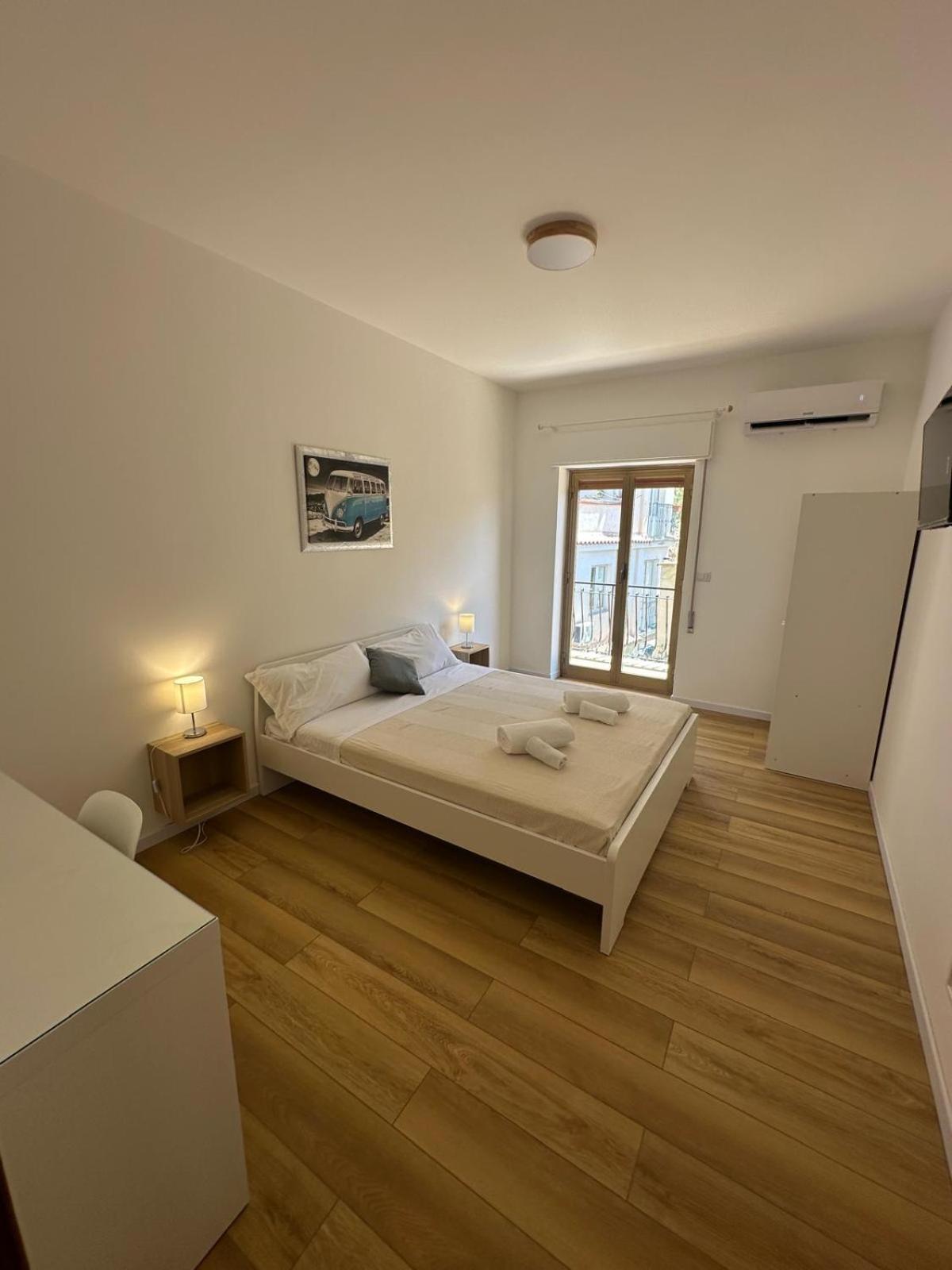 We Home Taormina Center With Parking Dış mekan fotoğraf